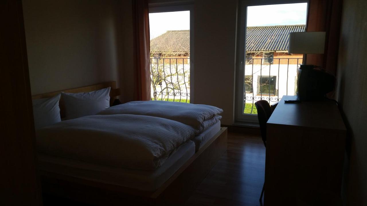 Landhotel Kreien Екстер'єр фото